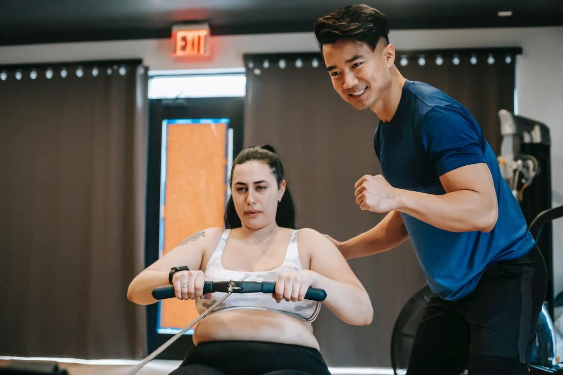 Why is a rowing machine recommended for fat loss?